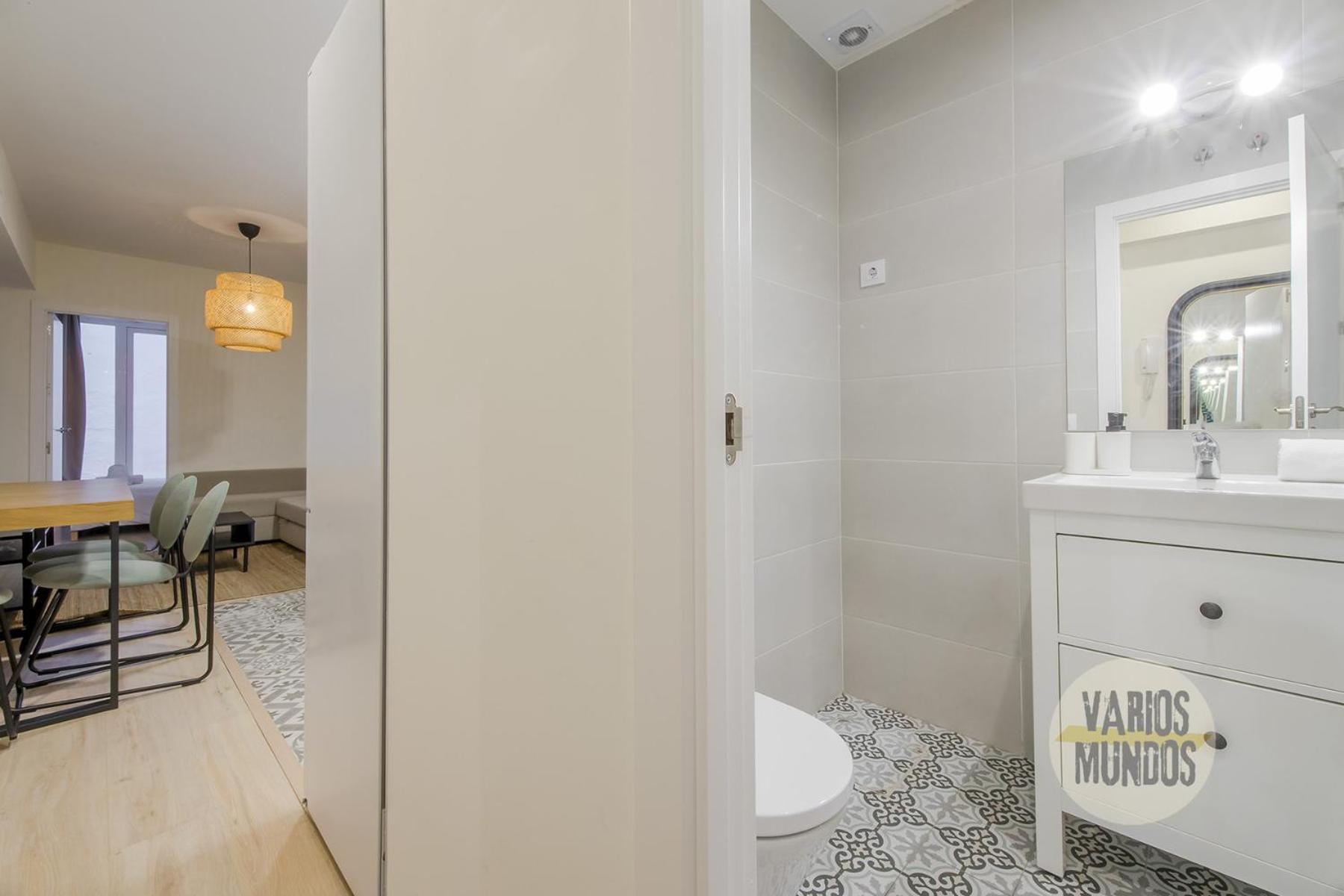 Apartamento Cool 9pax En Plena Plaza De Chueca *