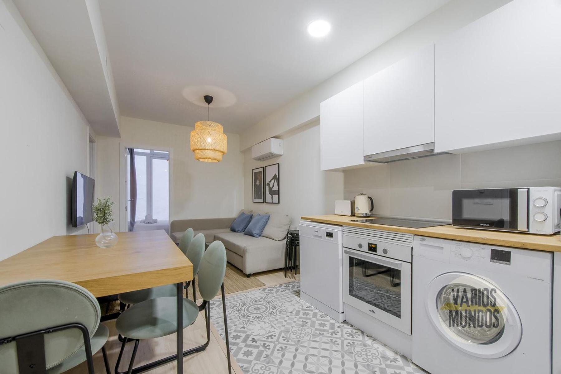 Cool 9pax En Plena Plaza De Chueca Apartamento Madrid