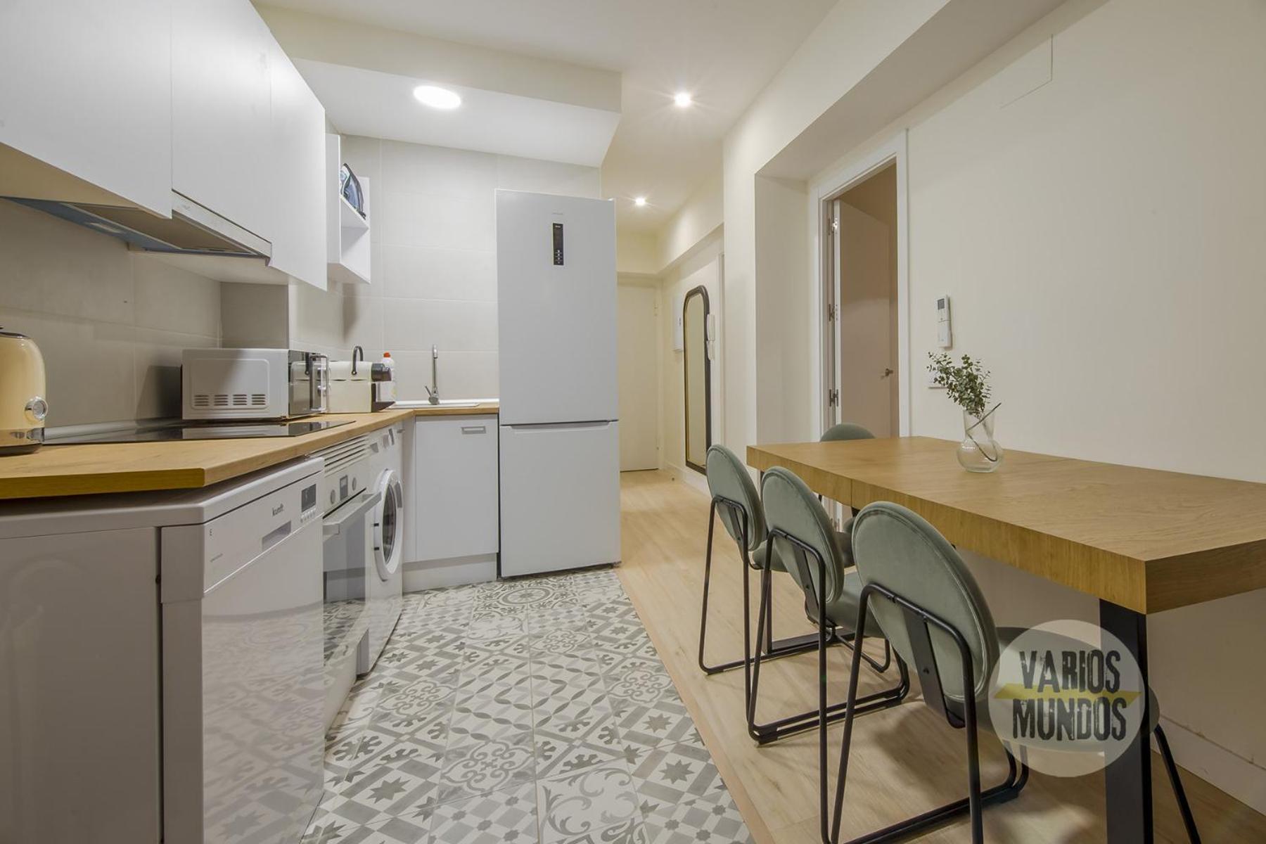 Cool 9pax En Plena Plaza De Chueca Apartamento *